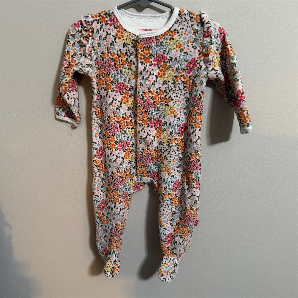 Magnetic Me Footie Sleeper Baby Girls 3-6 Months Multicolor Ditsy Floral
